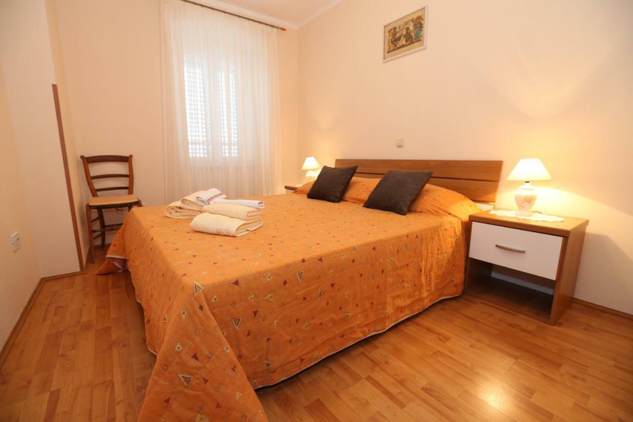 Apartment By The Sea Baska  Exterior photo